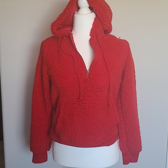 Red sherpa hoodie - Picture 2 of 2